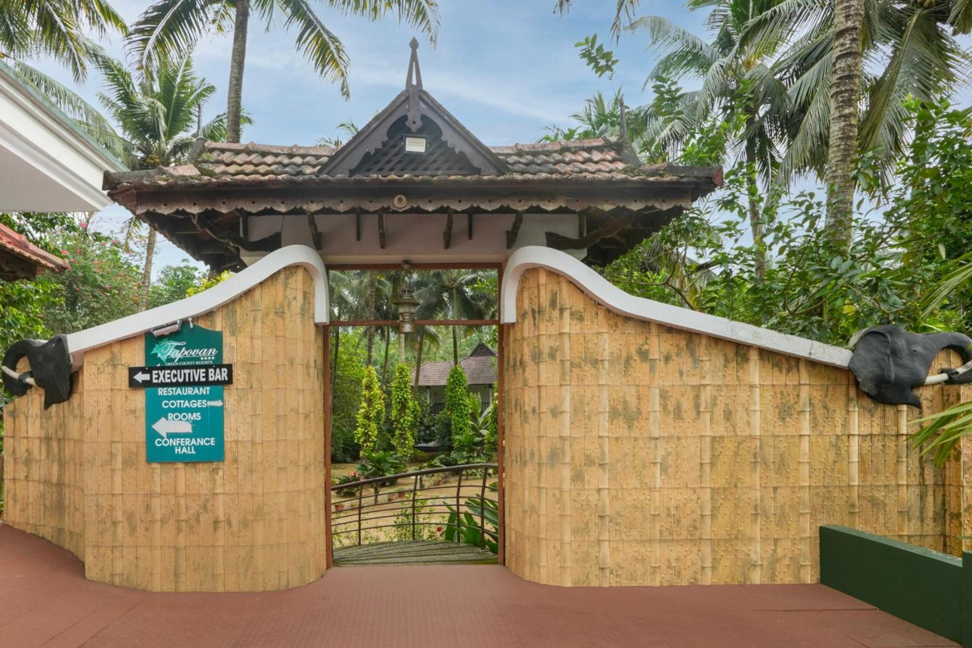 Palette Resorts- Tapovan Green County Thattakad Luaran gambar