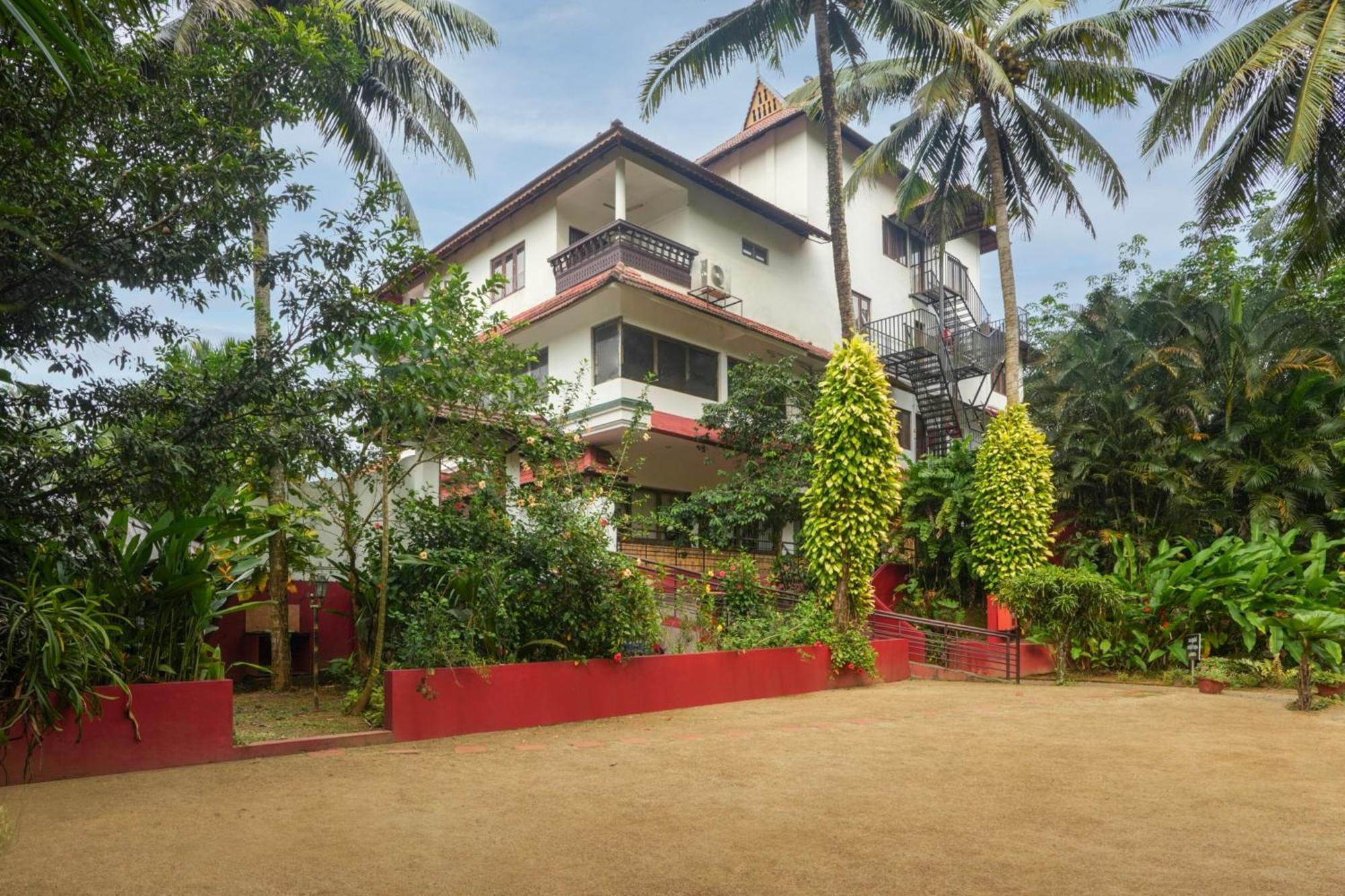 Palette Resorts- Tapovan Green County Thattakad Luaran gambar