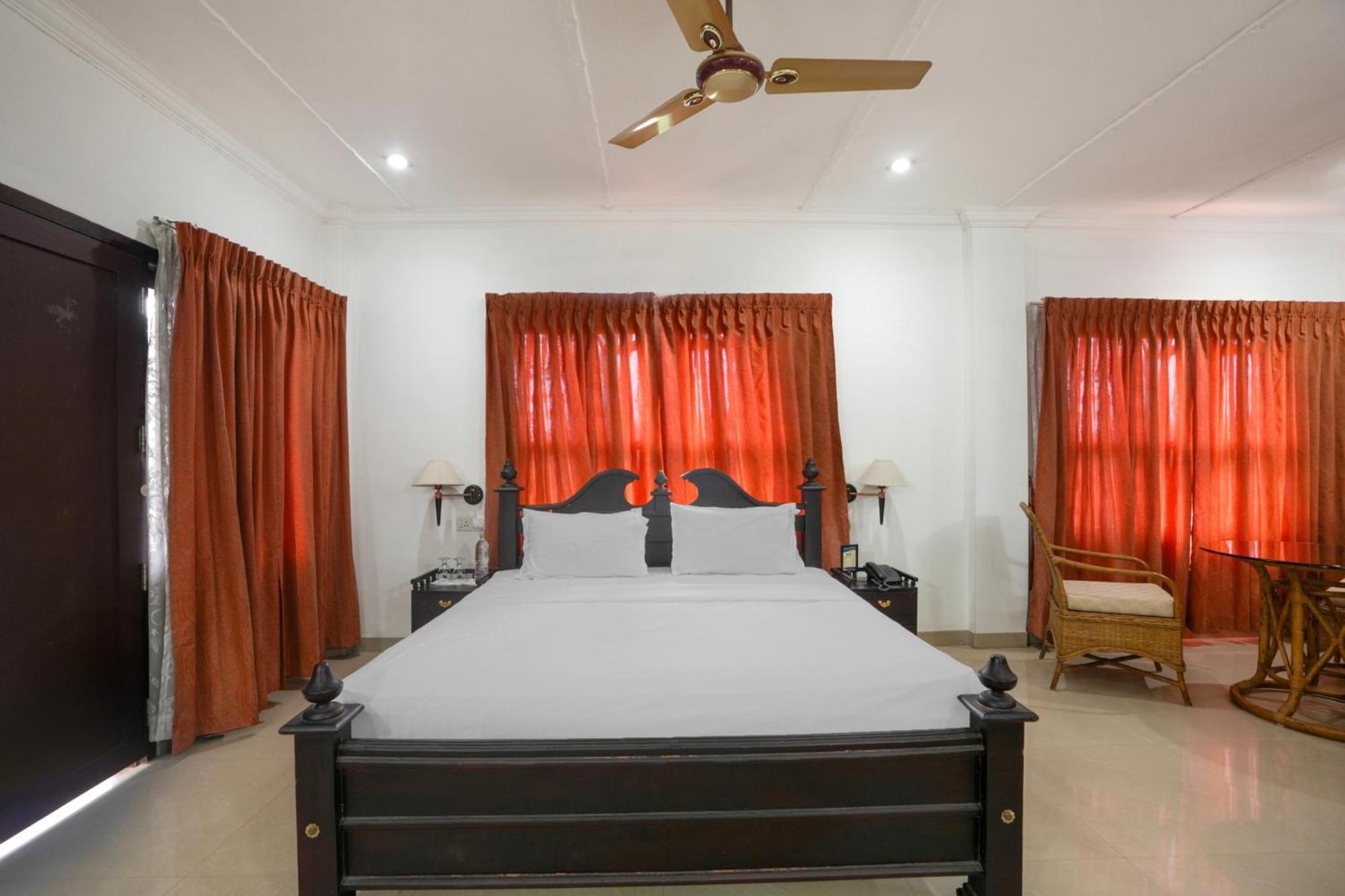Palette Resorts- Tapovan Green County Thattakad Luaran gambar